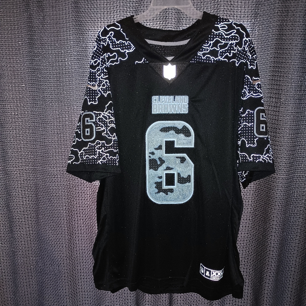 Nike Cleveland Browns Mayfield Nike Black RFLCTV  Limited Jersey. - Picture 3 of 13